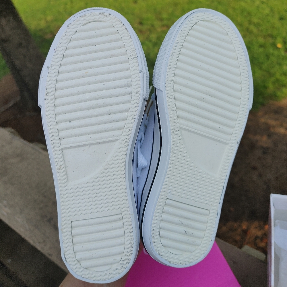 Tommy Bahama Hi-Top Sneakers, White 12T - Picture 9 of 15